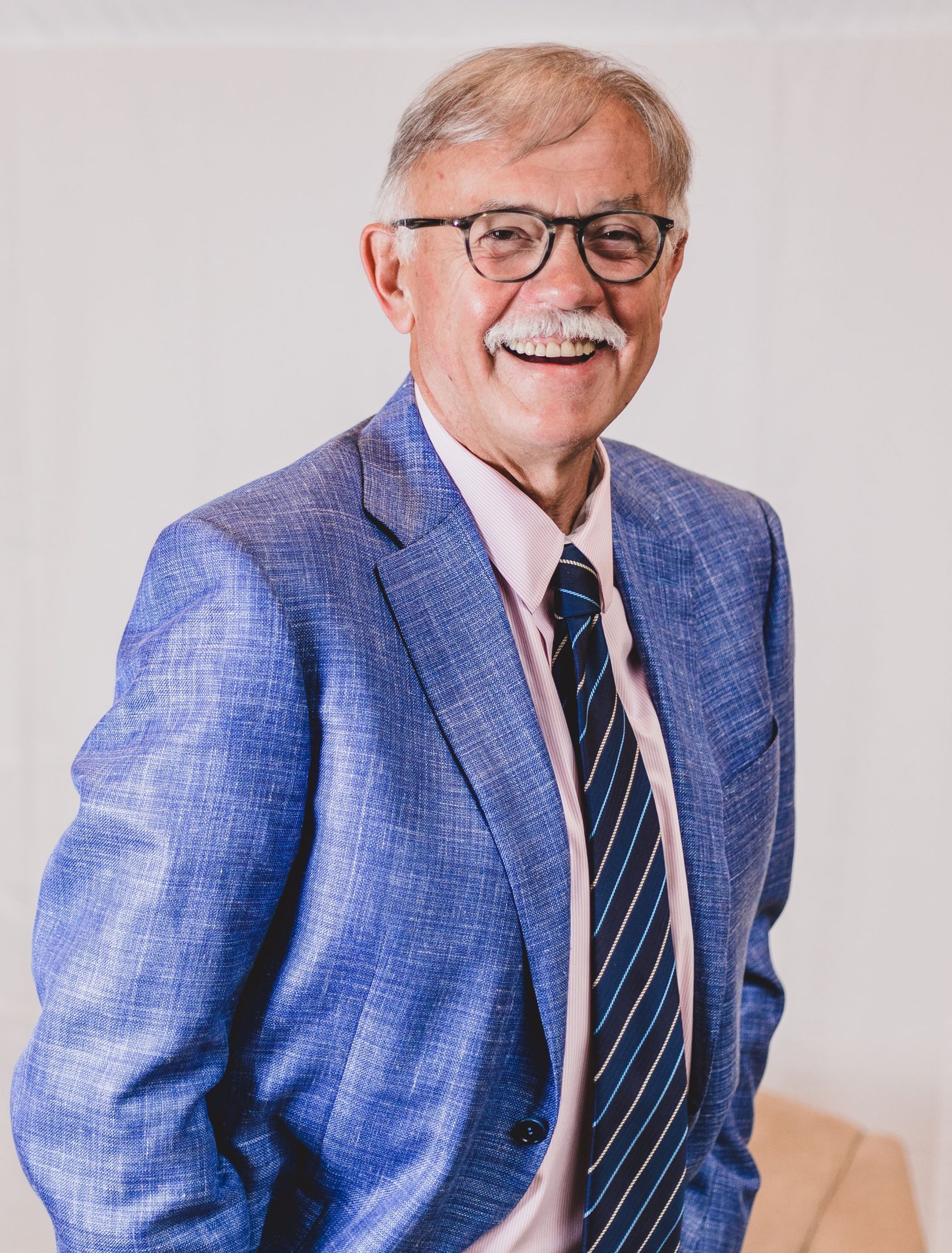Dr. Charles Lekic